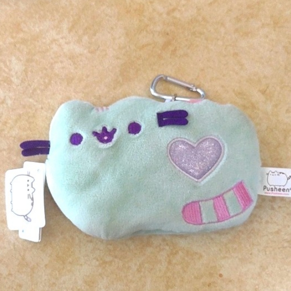 Kawaii Plush Pusheen ID Case Pastel